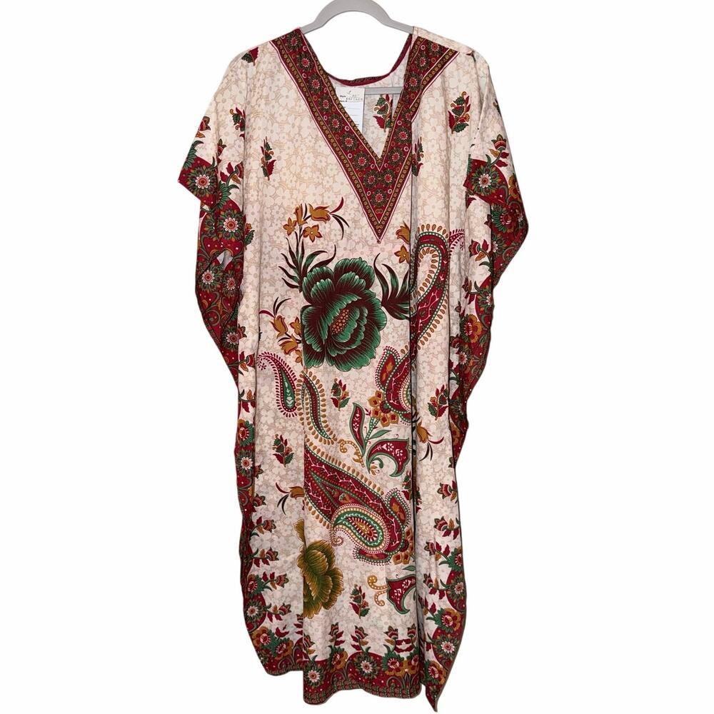 NWT cream burgundy paisley kaftan caftan one size lounge beach poolside boho